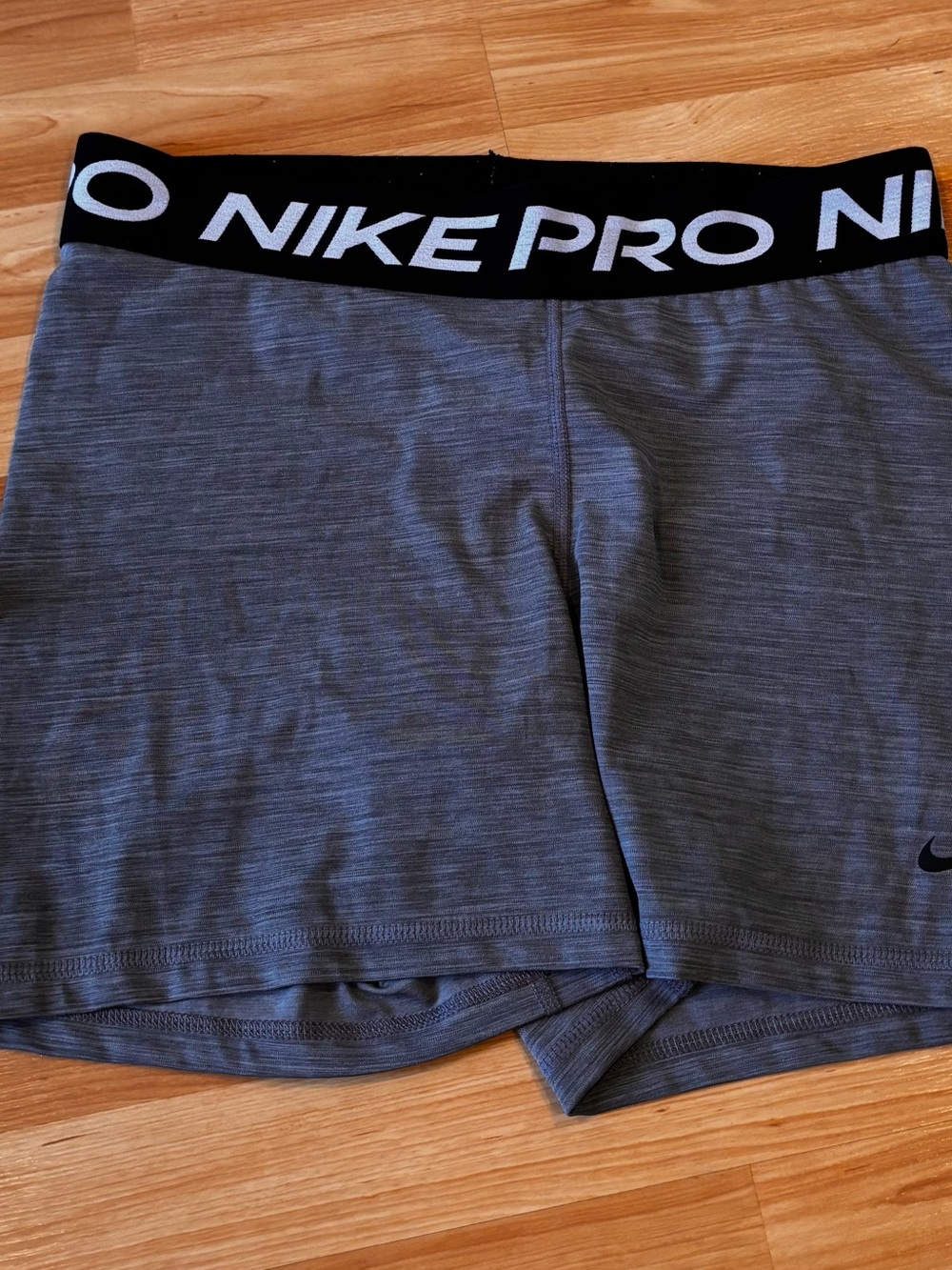Nike Pro & Nike , Under Armour Shorts Bundle - Picture 4 of 13